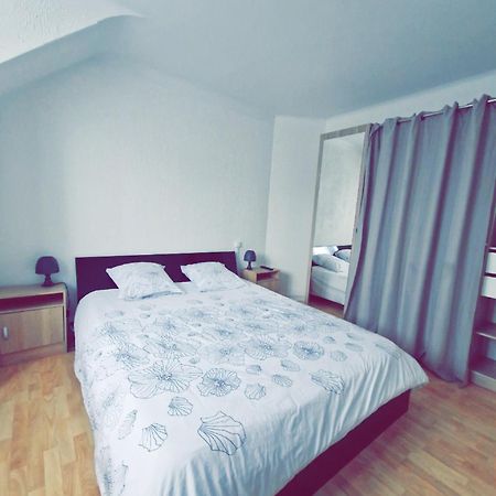Apartmán Le Trinidad Troyes Exteriér fotografie