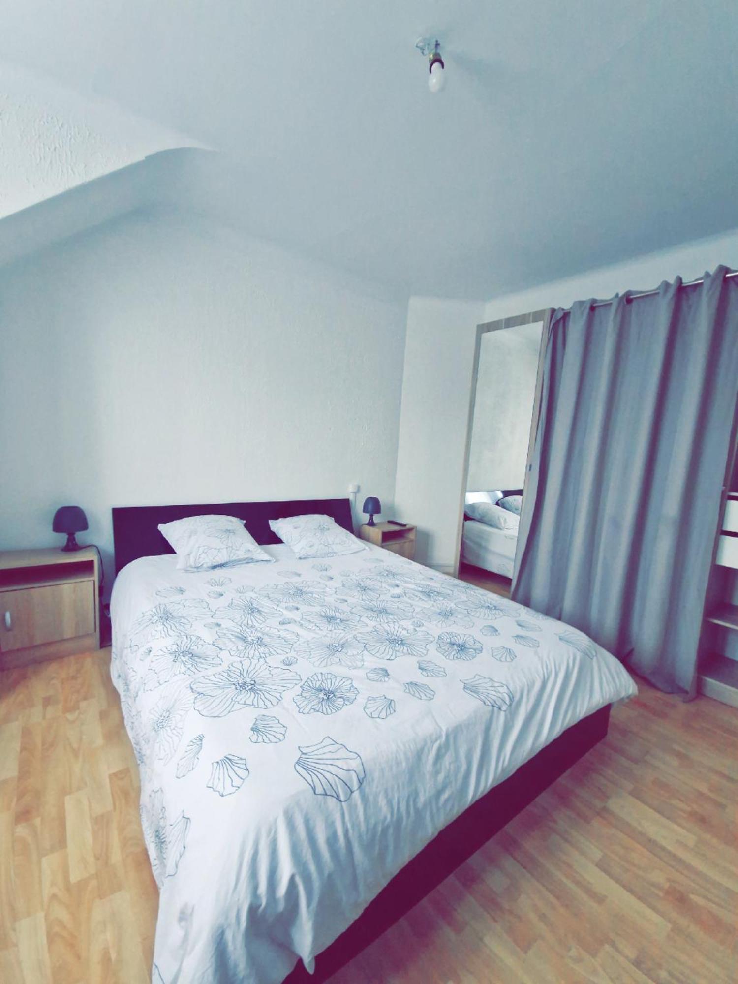 Apartmán Le Trinidad Troyes Exteriér fotografie