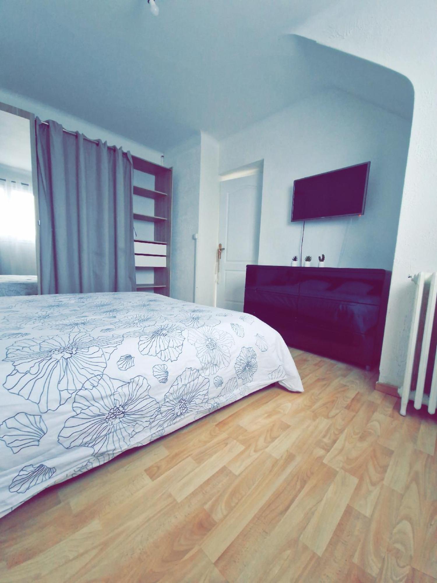 Apartmán Le Trinidad Troyes Pokoj fotografie